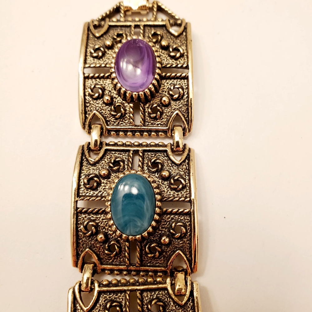 SARAH COV Granada Antique Gold Bracelet with Multi Color Stones, 7.5 Inches